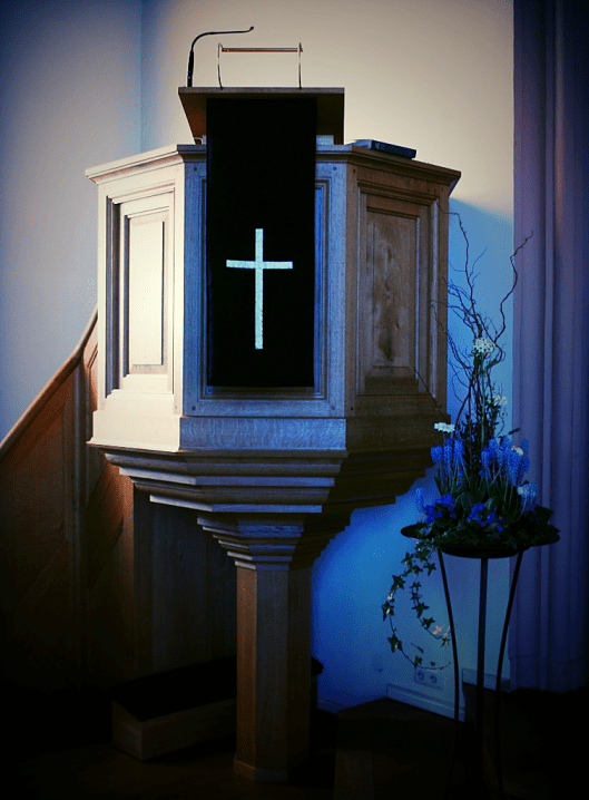 pulpit 2